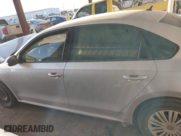 2014 Volkswagen Passat Wolfsburg Edition with VIN 1VWAS7A31EC091234, listed as a IAAI auction lot 41801788 with Not provided miles and . Bid and sale history available at DreamBid. Image 15.