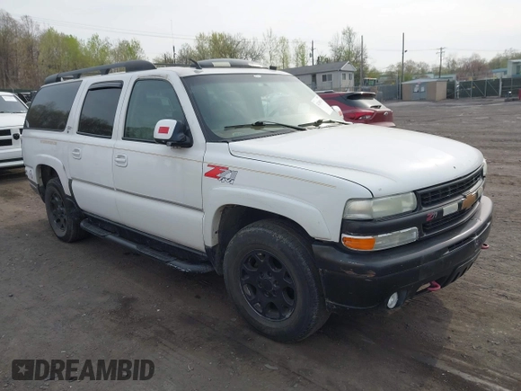 2004 Chevrolet Suburban Z71 with VIN 3GNFK16ZX4G103404, listed as a IAAI auction lot 42100161 with 321,012 mi miles. Bid and sale history available at carsss.com. Image 1.