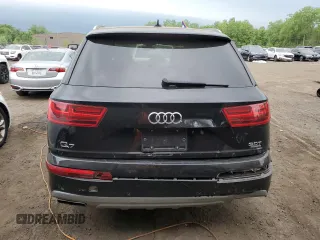 2018 Audi Q7 Premium with VIN WA1AAAF72JD000694, listed as a Copart auction lot 55625414 with 55,602 mi miles and Salvage title. Bid and sale history available at DreamBid. Image 6.