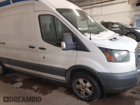 2018 Ford Transit with VIN 1FTYR2XM0JKA07145, listed as a IAAI auction lot 41498843 with 449,413 mi miles and . Bid and sale history available at DreamBid. Image 1.