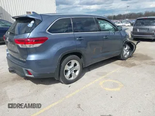 2019 Toyota Highlander Limited with VIN 5TDDZRFH6KS930266, listed as a IAAI auction lot 42046481 with 139,865 mi miles and . Bid and sale history available at DreamBid. Image 4.