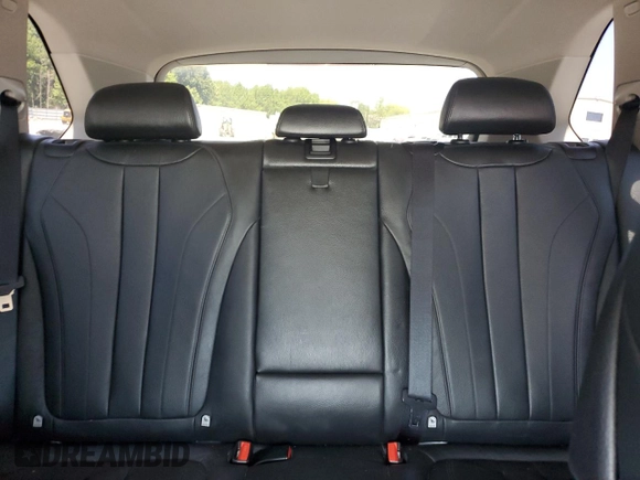 2015 BMW X5 xDrive35i z VIN 5UXKR0C52F0P12247, wystawiony jako Copart lot #54955465 z przebiegiem 87 315 mil mil oraz Szkoda całkowita • Salvage title. Historia ofert i sprzedaży dostępna na DreamBid. Obrazek 10.