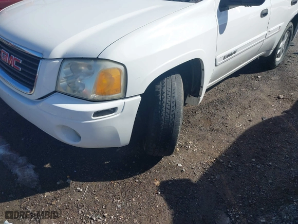 2005 GMC Envoy SLE with VIN 1GKDS13S852141073, listed as a IAAI auction lot 41600869 with 1 mi miles. Bid and sale history available at carsss.com. Image 6.