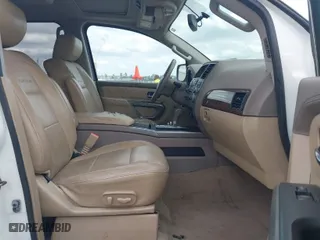 2015 Nissan Armada SV with VIN 5N1BA0ND5FN600845, listed as a IAAI auction lot 41531206 with 185,476 mi miles. Bid and sale history available at carsss.com. Image 5.