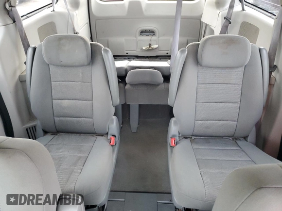 2009 Dodge Grand Caravan SE z VIN 2D8HN44E29R591969, wystawiony jako Copart lot #64255535 z przebiegiem 154 214 mil mil oraz Szkoda całkowita • Salvage title. Historia ofert i sprzedaży dostępna na DreamBid. Obrazek 10.