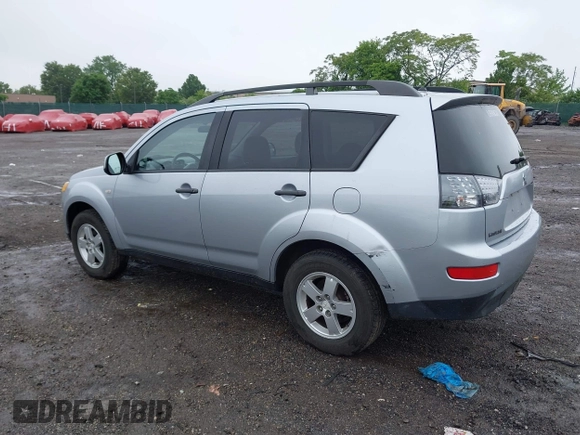 2007 Mitsubishi Outlander LS z VIN JA4MT31X67U011541, wystawiony jako IAAI lot #42265073 z przebiegiem 92 230 mil mil oraz . Historia ofert i sprzedaży dostępna na DreamBid. Obrazek 3.