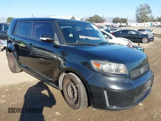 2008 Scion xB z VIN JTLKE50E581009497, wystawiony jako IAAI lot #41663450 z przebiegiem 173 330 mil mil oraz . Historia ofert i sprzedaży dostępna na DreamBid. Obrazek 1.