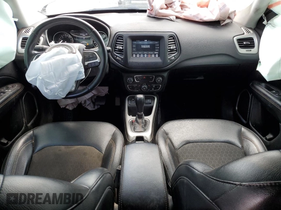 2020 Jeep Compass Latitude with VIN 3C4NJCBB1LT225067, listed as a Copart auction lot 47819295 with 55,579 mi miles and Salvage Title. Bid and sale history available at carsss.com. Image 8.