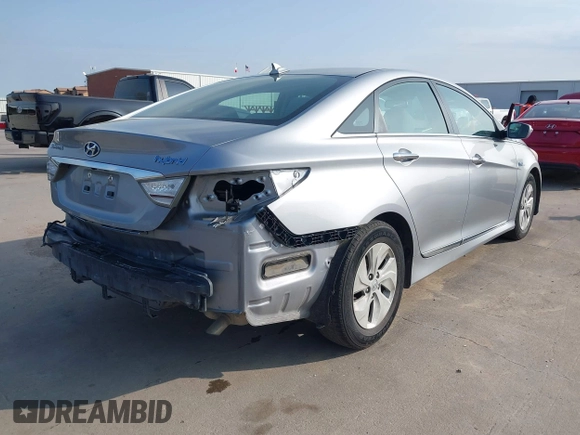 2014 Hyundai Sonata Hybrid Limited with VIN KMHEC4A41EA117315, listed as a IAAI auction lot 41922246 with 173,903 mi miles. Bid and sale history available at carsss.com. Image 4.