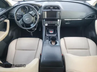 2017 Jaguar F-Pace 20d Premium with VIN SADCJ2BN0HA089562, listed as a Copart auction lot 48287685 with 141,564 mi miles and Clean Title. Bid and sale history available at DreamBid. Image 8.