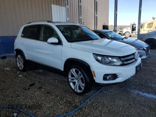 2016 Volkswagen Tiguan S with VIN WVGBV7AX4GW600148, listed as a Copart auction lot 48998855 with 111,480 mi miles and Clean Title. Bid and sale history available at DreamBid. Image 4.