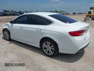 2015 Chrysler 200 Limited с VIN 1C3CCCABXFN602619, выставлен на аукционе IAAI как лот 42406804 с пробегом 141 277 миль миль и . История ставок и продаж доступна на DreamBid. Изображение 3.