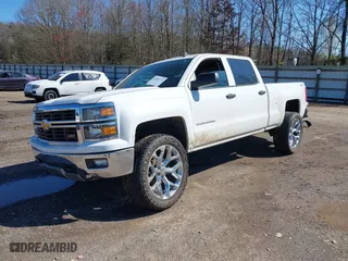 2014 Chevrolet Silverado 1500 LT with VIN 3GCUKREC9EG212739, listed as a IAAI auction lot 41805731 with 143,088 mi miles. Bid and sale history available at carsss.com. Image 17.