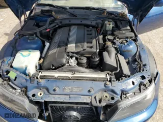 2001 BMW Z3 2.5i with VIN WBACN33421LM01058, listed as a Copart auction lot 69644504 with 31,198 mi miles and Salvage Title. Bid and sale history available at carsss.com. Image 11.
