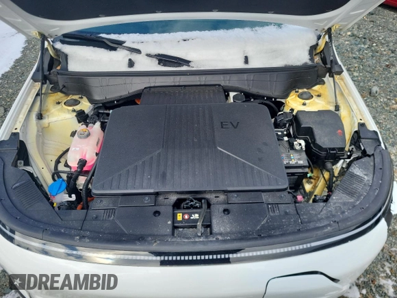 2024 Hyundai Kona SEL with VIN KM8HC3A62RU015860, listed as a Copart auction lot 48747745 with Not Provided miles and Salvage Title. Bid and sale history available at DreamBid. Image 12.
