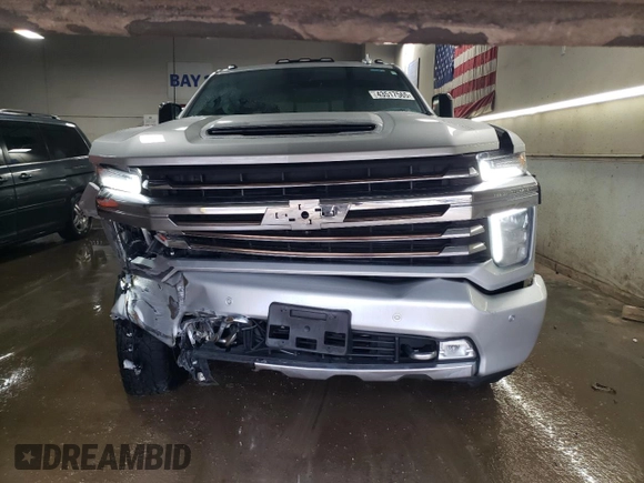 2023 Chevrolet Silverado 3500HD High Country with VIN 1GC4YVEY2PF101893, listed as a Copart auction lot 43517565 with 39,852 mi miles and Salvage Title. Bid and sale history available at carsss.com. Image 5.