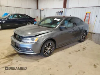 2015 Volkswagen Jetta SE z VIN 3VWD17AJ2FM421669, wystawiony jako Copart lot #45633745 z przebiegiem 147 467 mil mil oraz Szkoda całkowita • Salvage title. Historia ofert i sprzedaży dostępna na DreamBid. Obrazek 1.