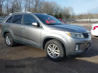 2014 Kia Sorento LX with VIN 5XYKTDA73EG546456, listed as a IAAI auction lot 41574307 with 136,188 mi miles. Bid and sale history available at carsss.com. Image 1.
