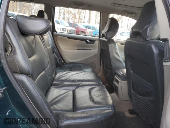 2002 Volvo V70 with VIN YV1SW61R621262281, listed as a Copart auction lot 87211344 with 279,549 mi miles and Non Repairable. Bid and sale history available at carsss.com. Image 11.