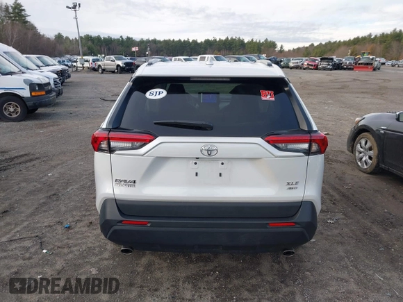 2024 Toyota RAV4 XLE Premium with VIN 2T3A1RFV2RW435605, listed as a IAAI auction lot 41817941 with 10,001 mi miles. Bid and sale history available at carsss.com. Image 16.