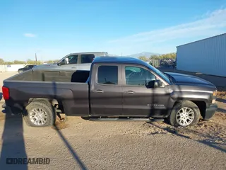 2014 Chevrolet Silverado 1500 Work Truck with VIN 1GCRCPEH7EZ398364, listed as a IAAI auction lot 40852604 with 185,998 mi miles. Bid and sale history available at carsss.com. Image 13.