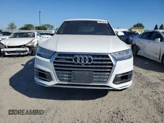 2017 Audi Q7 Premium Plus with VIN WA1LAAF72HD017661, listed as a Copart auction lot 50390975 with 140,565 mi miles and Clean Title. Bid and sale history available at carsss.com. Image 5.