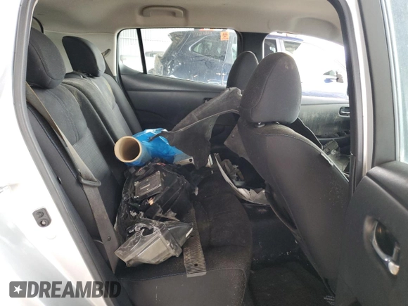 2018 Nissan LEAF SL with VIN 1N4AZ1CPXJC309389, listed as a Copart auction lot 43636015 with 76,070 mi miles and Clean Title. Bid and sale history available at DreamBid. Image 10.