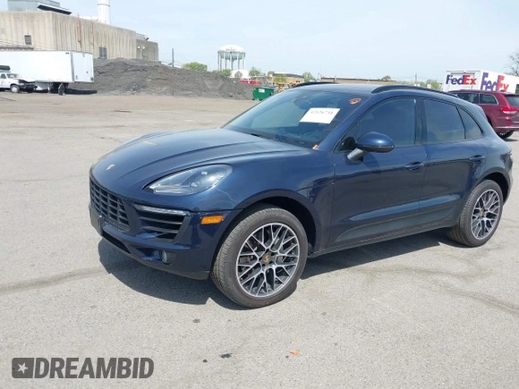 2018 Porsche Macan S with VIN WP1AB2A56JLB40010, listed as a IAAI auction lot 42126731 with 30,016 mi miles and . Bid and sale history available at DreamBid. Image 19.