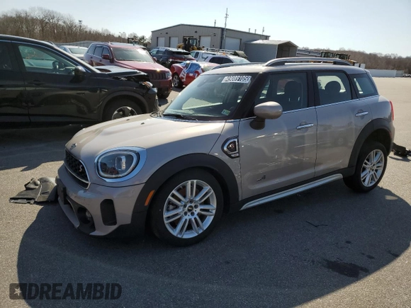 2024 MINI Countryman Cooper S with VIN WMZ83BR07R3S04122, listed as a Copart auction lot 49089105 with 31,460 mi miles and Clean Title. Bid and sale history available at carsss.com. Image 1.