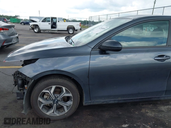 2019 Kia Forte LXS with VIN 3KPF24AD7KE110759, listed as a IAAI auction lot 42264009 with 149,031 mi miles and . Bid and sale history available at DreamBid. Image 20.