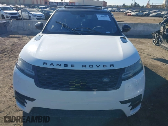 2018 Land Rover Range Rover Velar R-Dynamic SE с VIN SALYL2RV3JA748105, выставлен на аукционе IAAI как лот 41083219 с пробегом Не указан миль и . История ставок и продаж доступна на DreamBid. Изображение 6.