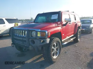 2006 Hummer H3 with VIN 5GTDN136068173903, listed as a IAAI auction lot 42105902 with 215,303 mi miles. Bid and sale history available at carsss.com. Image 2.