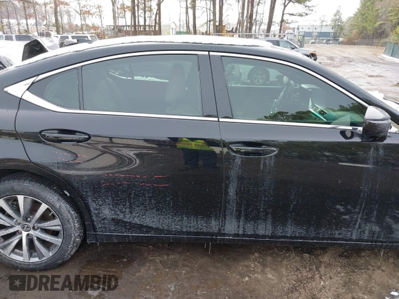 2020 Lexus ES with VIN 58ADZ1B1XLU066527, listed as a IAAI auction lot 41357739 with 41,079 mi miles. Bid and sale history available at carsss.com. Image 13.