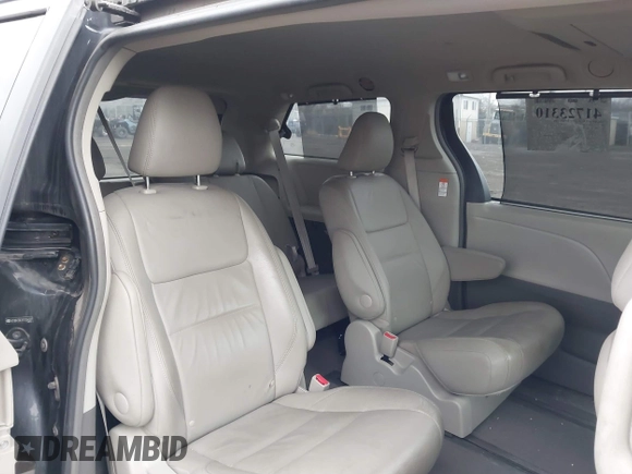 2015 Toyota Sienna Limited with VIN 5TDDK3DC1FS124527, listed as a IAAI auction lot 41723310 with 51,020 mi miles and . Bid and sale history available at DreamBid. Image 8.