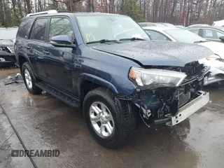 2015 Toyota 4Runner Limited with VIN JTEBU5JR4F5268810, listed as a IAAI auction lot 41460282 with 199,097 mi miles and . Bid and sale history available at carsss.com. Image 1.