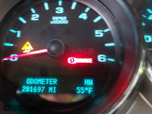 2010 Chevrolet Silverado 1500 LT with VIN 3GCRKSE37AG147218, listed as a IAAI auction lot 41827607 with 281,697 mi miles and . Bid and sale history available at DreamBid. Image 15.