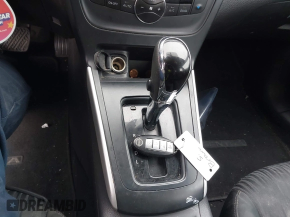 2018 Nissan Sentra SV z VIN 3N1AB7AP2JL632962, wystawiony jako IAAI lot #42058050 z przebiegiem 119 863 mil mil oraz . Historia ofert i sprzedaży dostępna na DreamBid. Obrazek 11.