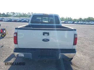 2008 Ford Super Duty F-250 SRW XL with VIN 1FTSW21R28EA64586, listed as a IAAI auction lot 42035755 with 247,707 mi miles. Bid and sale history available at carsss.com. Image 16.