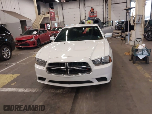 2013 Dodge Charger SE z VIN 2C3CDXBG9DH520241, wystawiony jako IAAI lot #41057114 z przebiegiem 148 768 mil mil oraz . Historia ofert i sprzedaży dostępna na DreamBid. Obrazek 13.