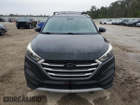 2017 Hyundai Tucson Sport z VIN KM8J33A23HU373501, wystawiony jako Copart lot #86020534 z przebiegiem Nie podano mil oraz Szkody całkowita. Historia ofert i sprzedaży dostępna na DreamBid. Obrazek 5.