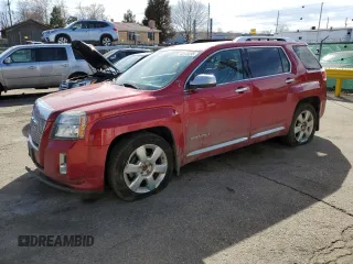 2014 GMC Terrain Denali z VIN 2GKFLZE38E6245978, wystawiony jako Copart lot #49179335 z przebiegiem 151 543 mil mil oraz Szkoda całkowita • Salvage title. Historia ofert i sprzedaży dostępna na DreamBid. Obrazek 1.