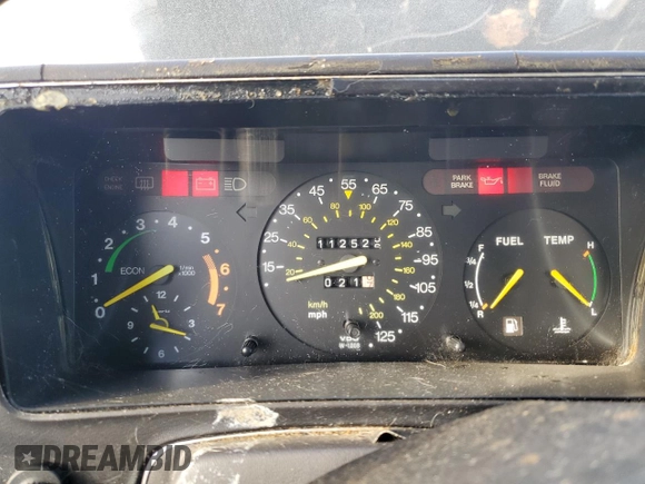 1987 Saab 900 z VIN YS3AK35D8H2020243, wystawiony jako Copart lot #47843125 z przebiegiem 112 526 mil mil oraz Tytuł czysty. Historia ofert i sprzedaży dostępna na DreamBid. Obrazek 9.