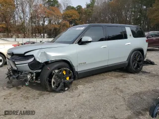 2024 Rivian R1S Adventure with VIN 7PDSGABA5RN034444, listed as a Copart auction lot 84589524 with 6,454 mi miles and Salvage Title. Bid and sale history available at carsss.com. Image 1.