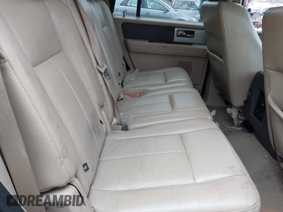2009 Ford Expedition Eddie Bauer z VIN 1FMFU18529EA71331, wystawiony jako IAAI lot #40922133 z przebiegiem 114 211 mil mil oraz . Historia ofert i sprzedaży dostępna na DreamBid. Obrazek 8.