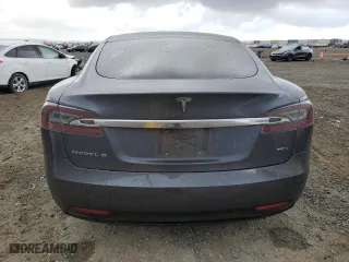 2017 Tesla Model S 100D with VIN 5YJSA1E22HF183131, listed as a Copart auction lot 42749885 with 70,825 mi miles and Salvage Title. Bid and sale history available at carsss.com. Image 6.