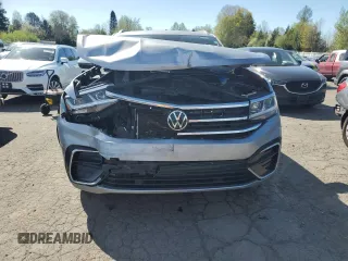 2020 Volkswagen Atlas SE z VIN 1V26E2CA2LC231902, wystawiony jako Copart lot #51869695 z przebiegiem 80 233 mil mil oraz Szkoda całkowita • Salvage title. Historia ofert i sprzedaży dostępna na DreamBid. Obrazek 5.