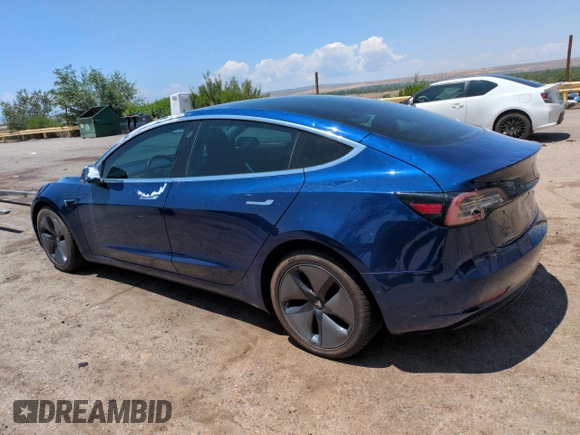 2018 Tesla Model 3 Long Range Battery z VIN 5YJ3E1EBXJF146469, wystawiony jako Copart lot #60101515 z przebiegiem 131 507 mil mil oraz Czysty tytuł • Clean title. Historia ofert i sprzedaży dostępna na DreamBid. Obrazek 2.
