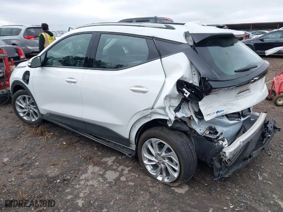2023 Chevrolet Bolt EUV LT with VIN 1G1FY6S06P4199196, listed as a IAAI auction lot 41531719 with 11,743 mi miles. Bid and sale history available at carsss.com. Image 3.