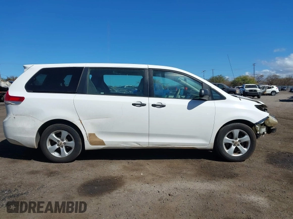 2012 Toyota Sienna with VIN 5TDZK3DC7CS203993, listed as a IAAI auction lot 41130289 with 177,059 mi miles. Bid and sale history available at carsss.com. Image 14.
