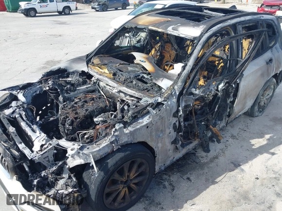 2019 BMW X3 sDrive30i with VIN 5UXTR7C52KLE98336, listed as a IAAI auction lot 41986662 with Not Provided miles and . Bid and sale history available at DreamBid. Image 6.